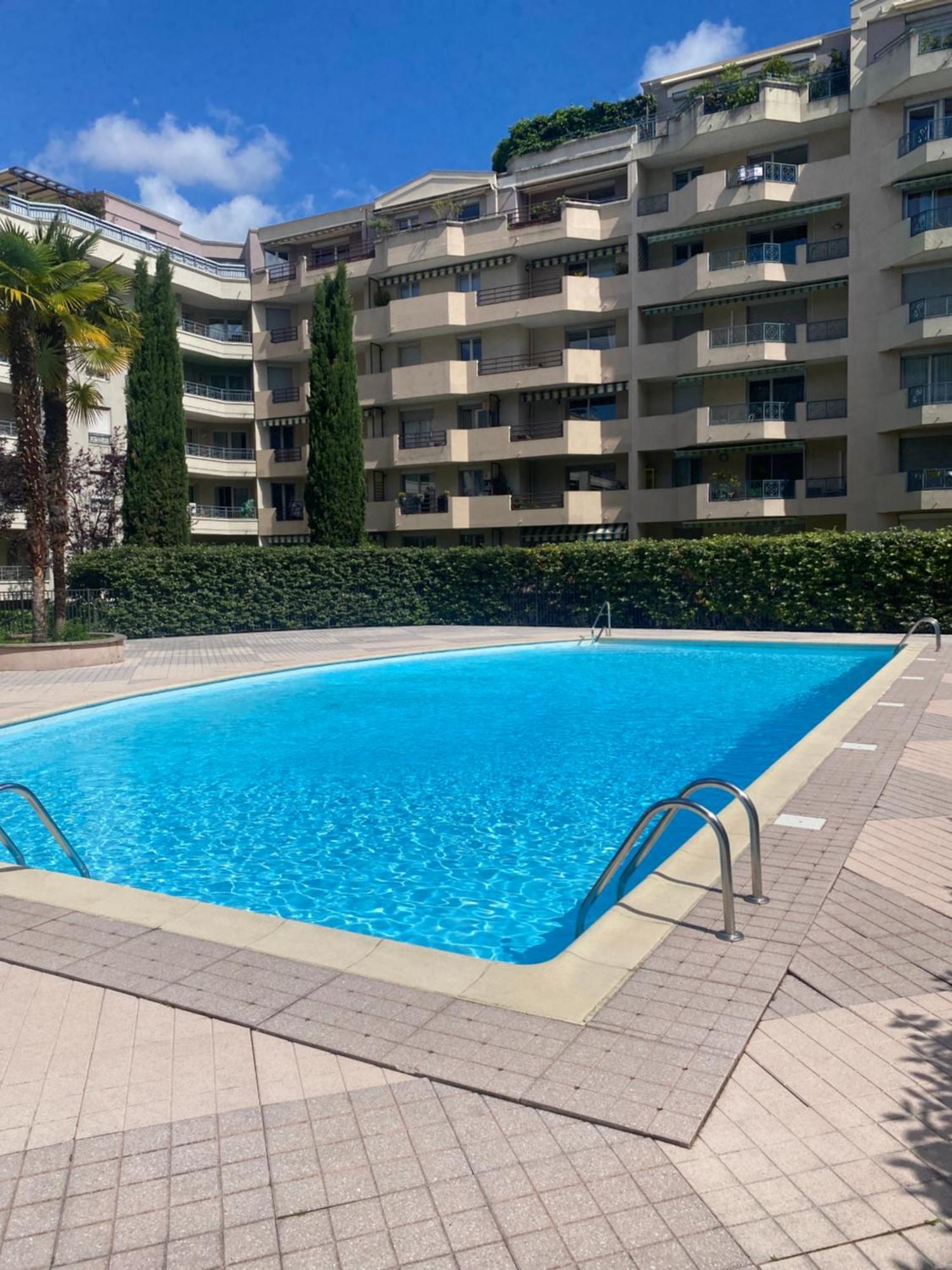 Apartament Super T2 Avec Piscine Lyon 3Eme Zewnętrze zdjęcie